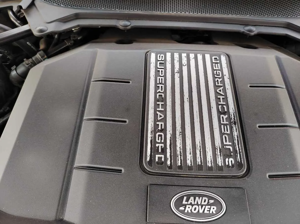 Car image 46
