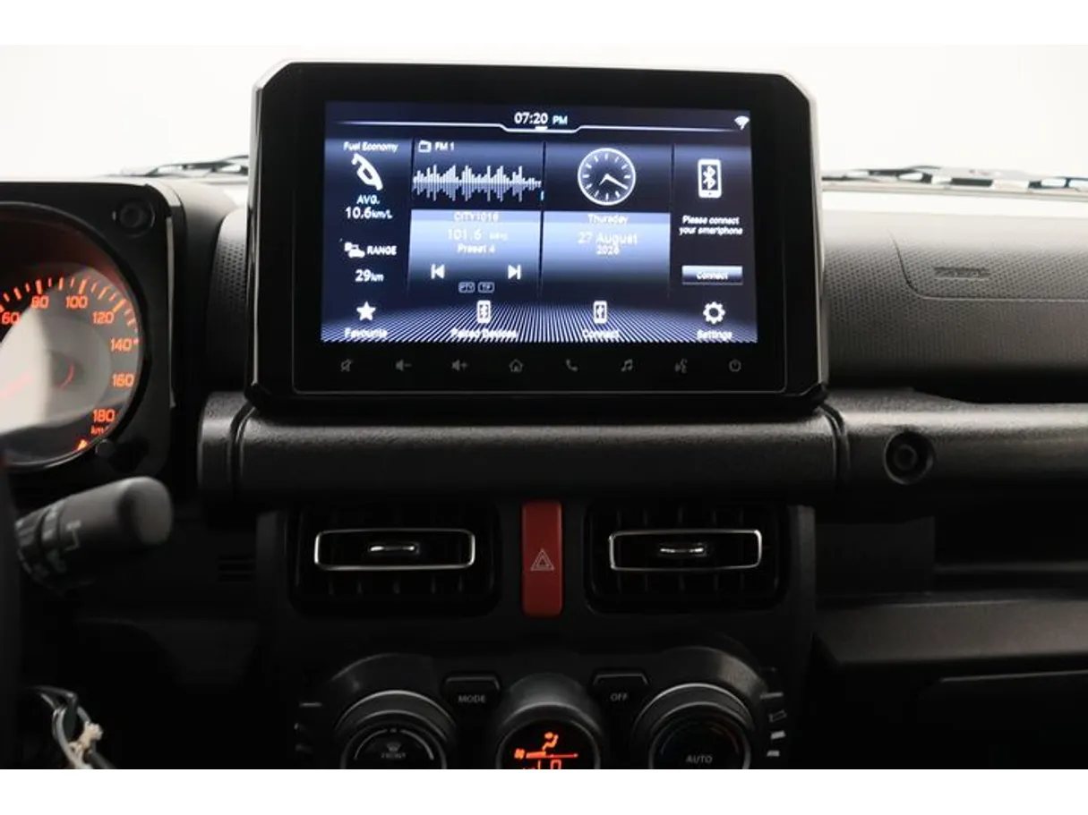 Car image 5