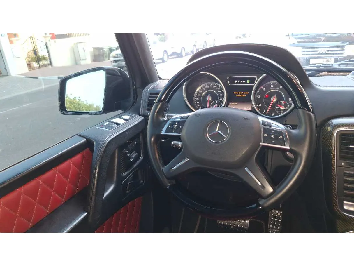 Car image 15