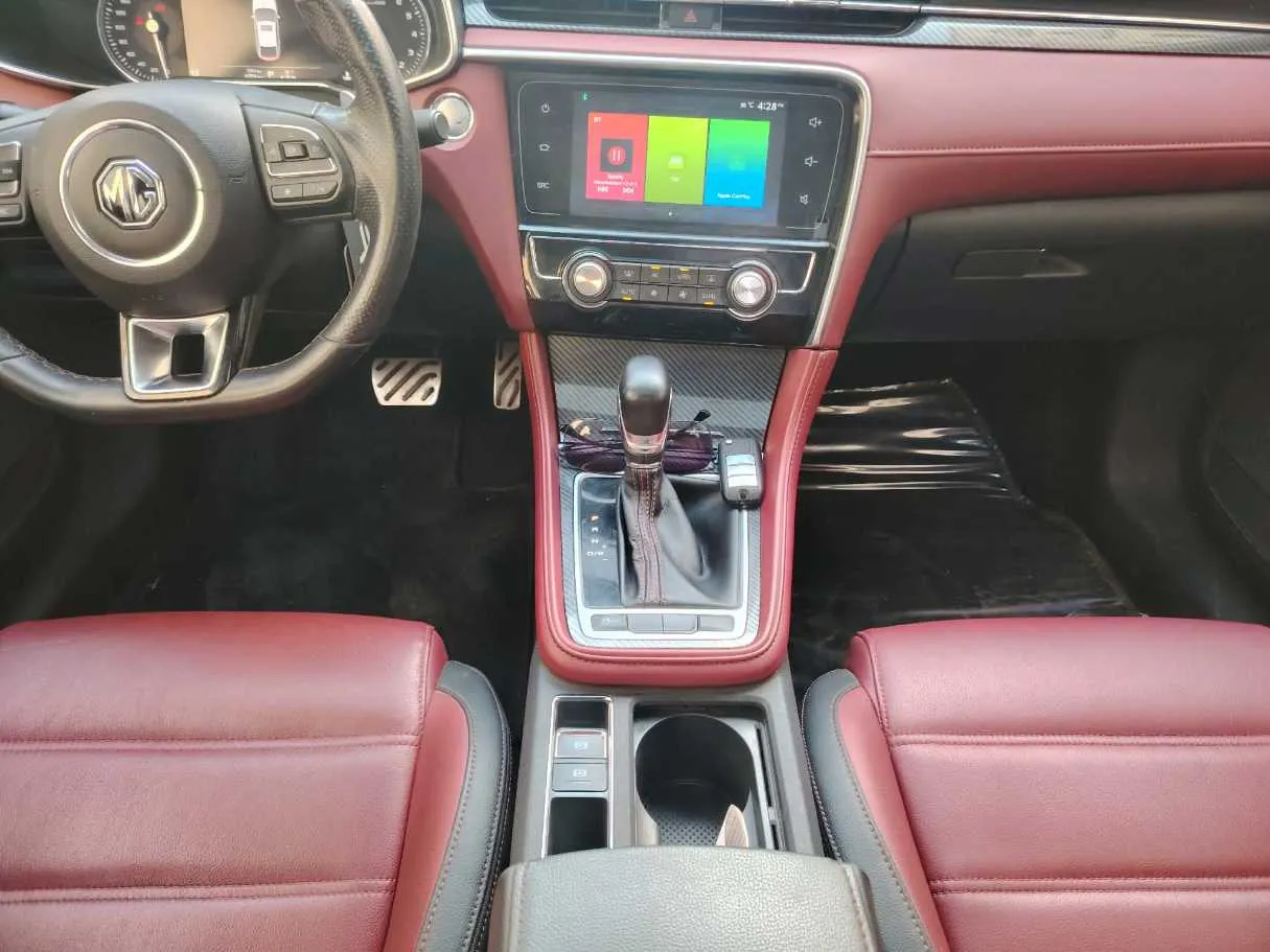 Car image 23