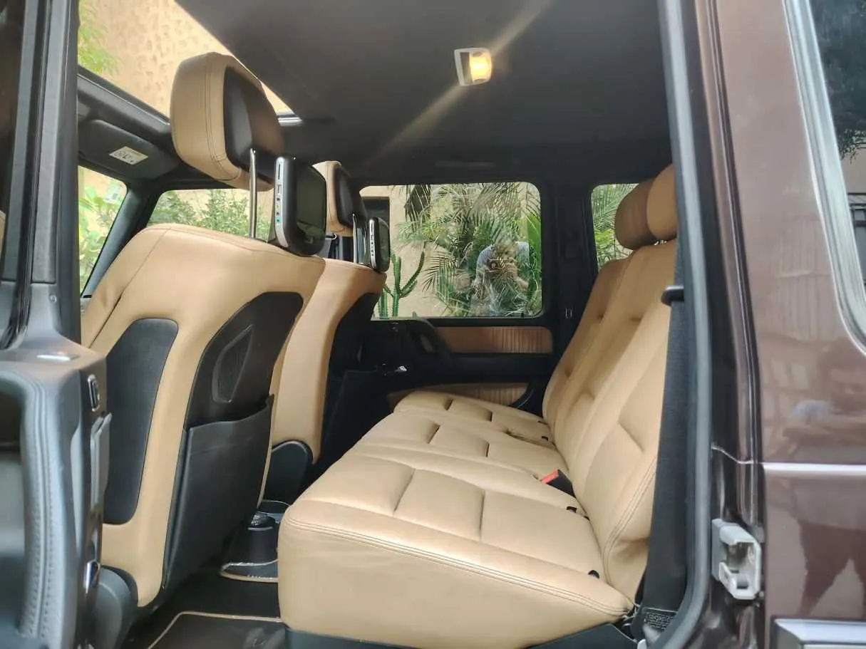 Car image 18