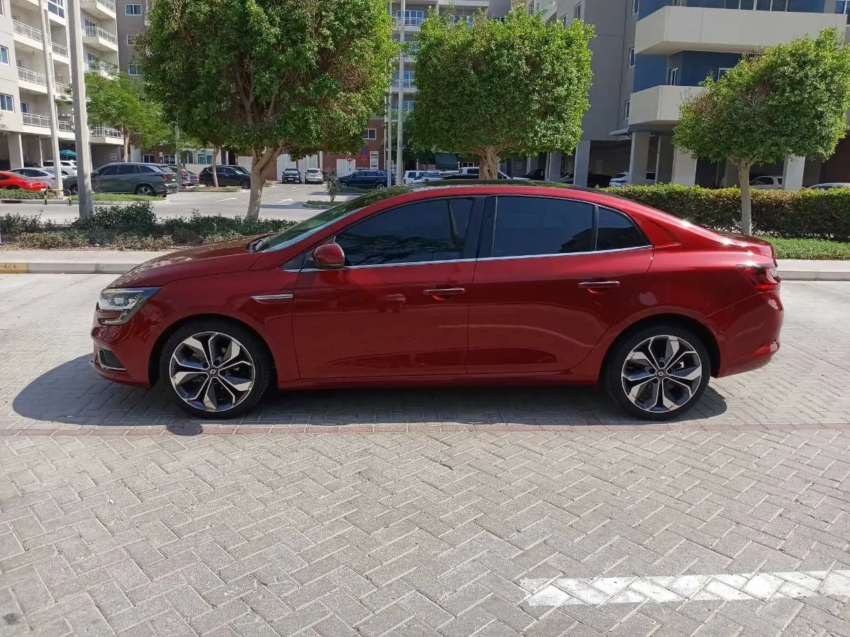 Car image 8