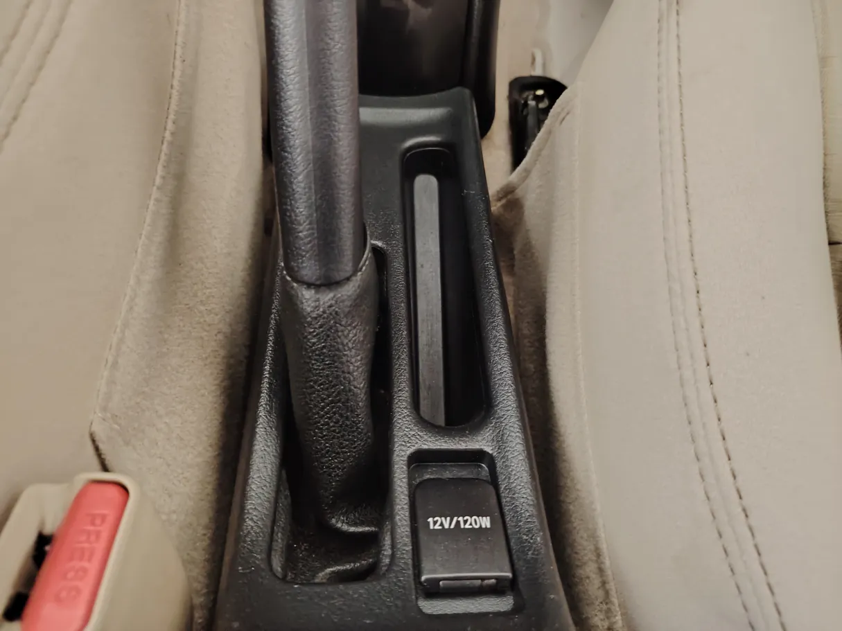 Car image 21