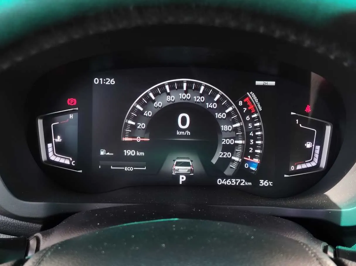 Car image 26