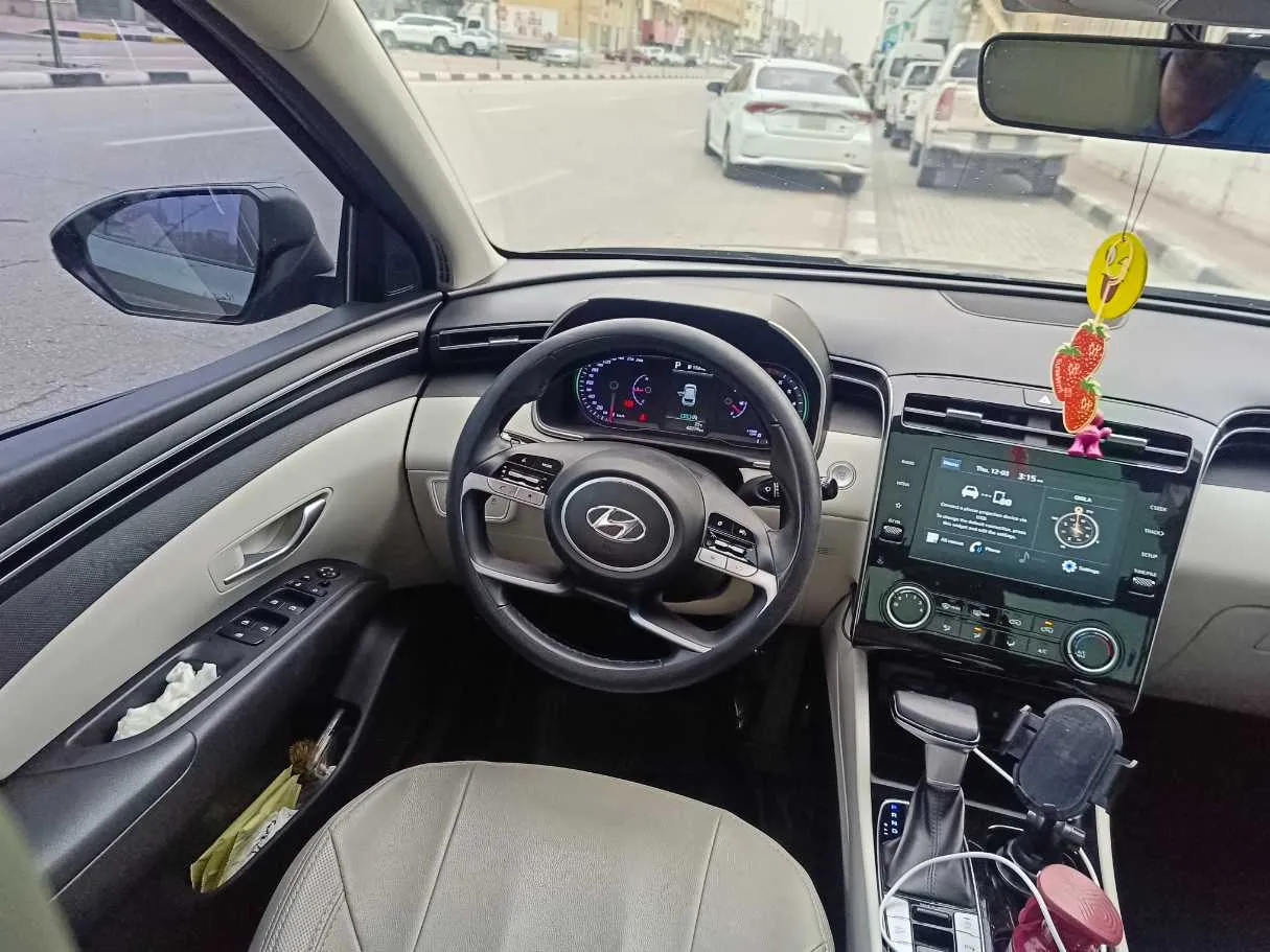 Car image 21