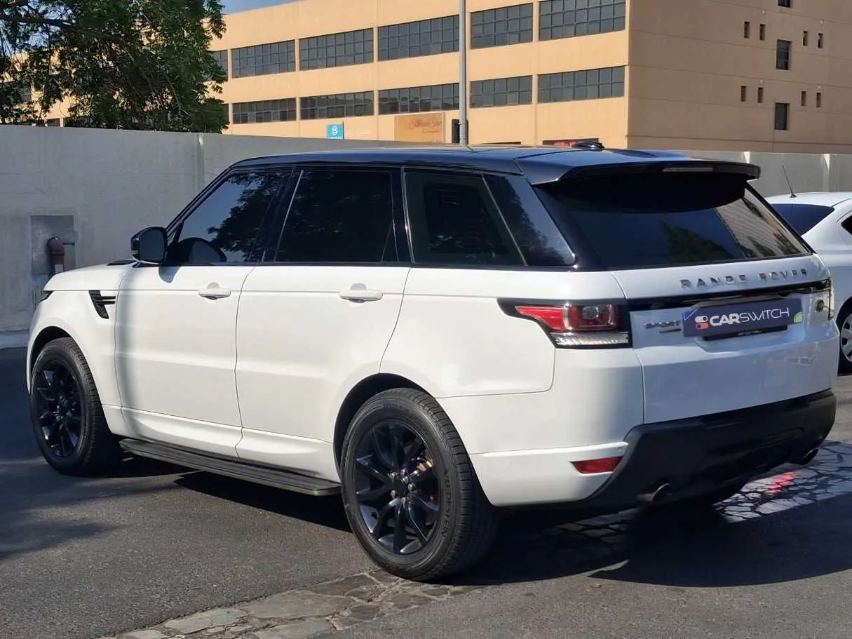 Car image 7