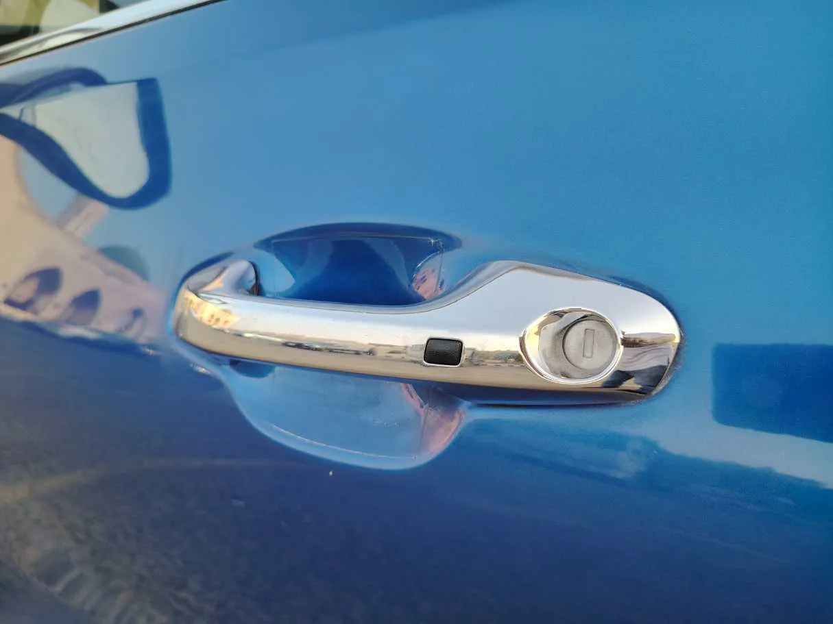 Car image 31