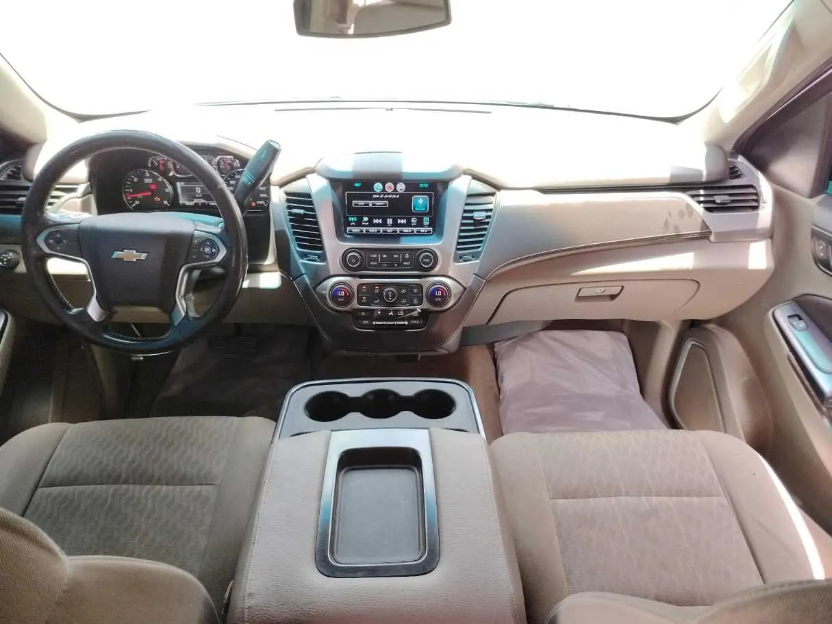 Car image 20