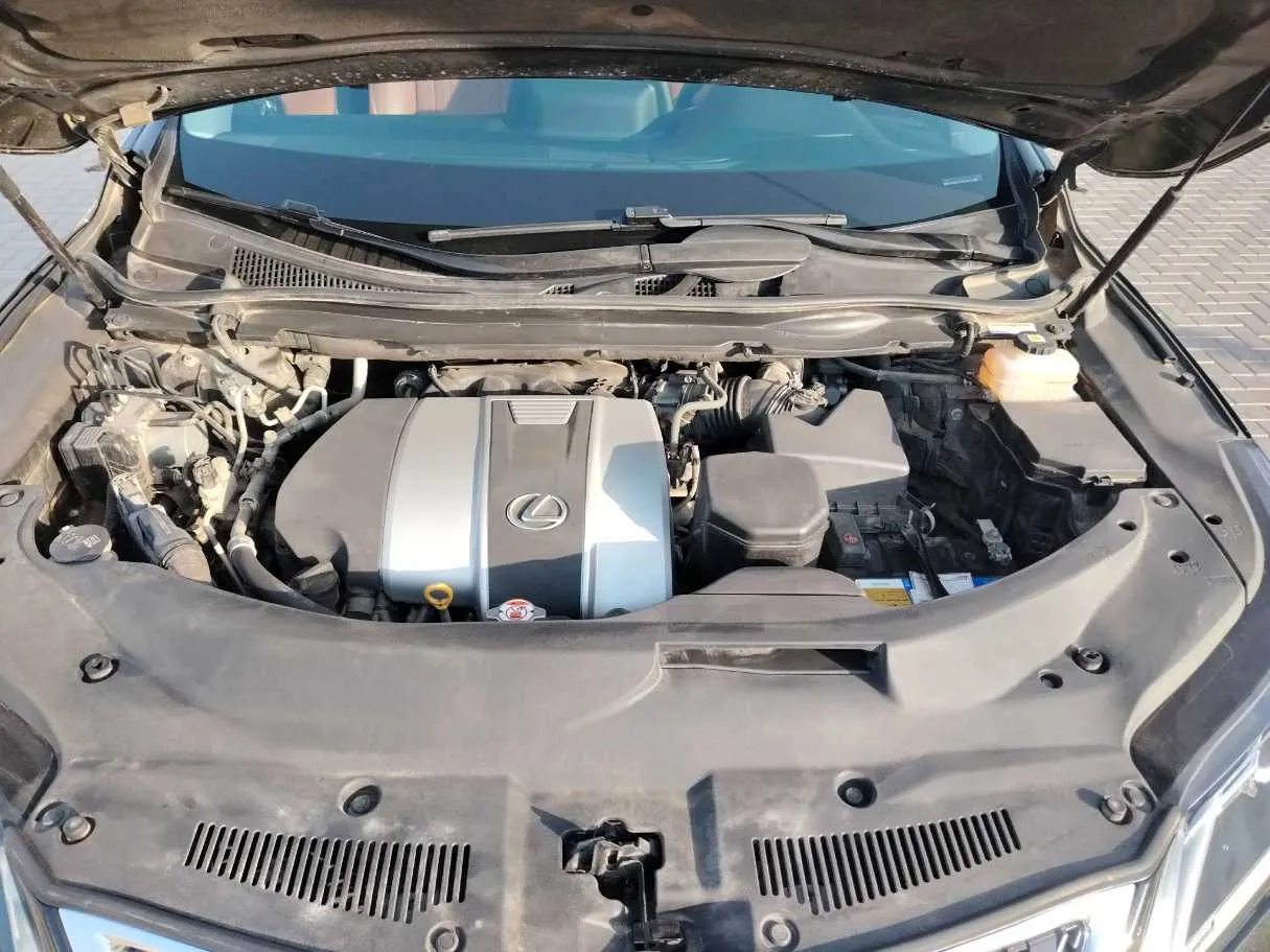 Car image 48
