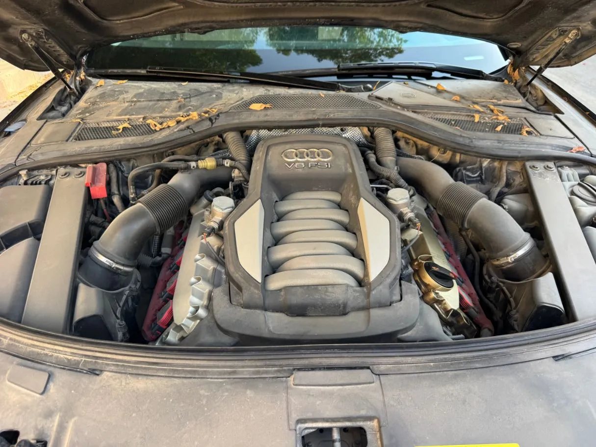 Car image 27