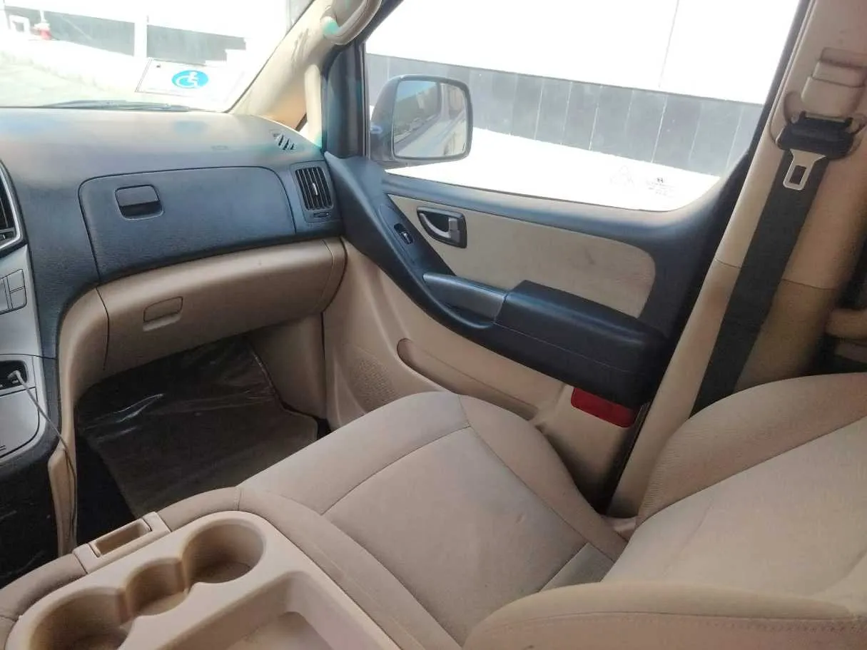 Car image 33
