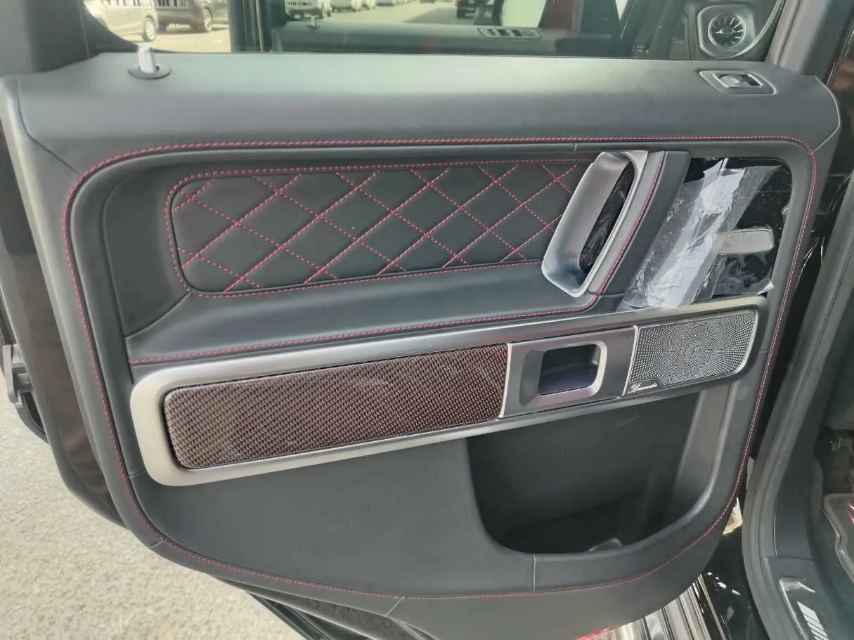 Car image 42