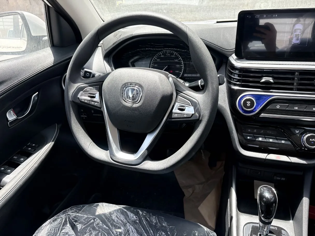 Car image 21