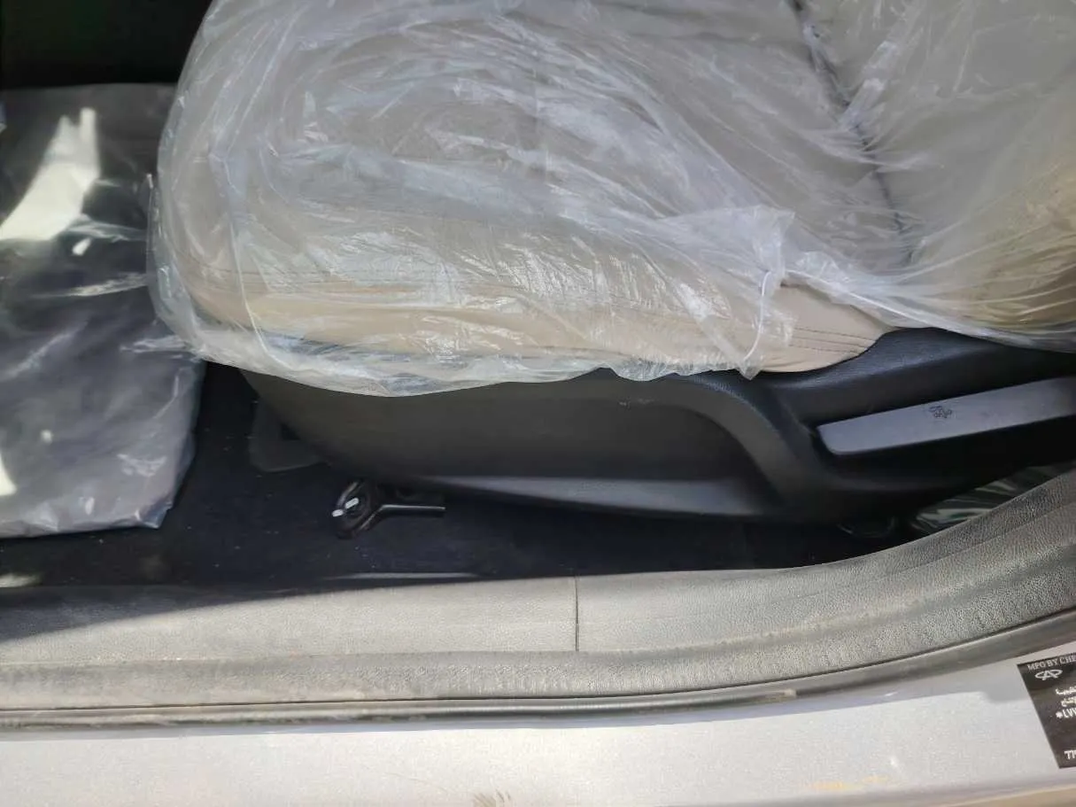 Car image 29