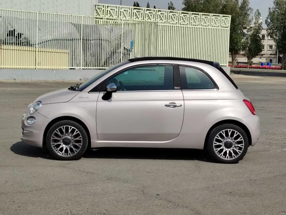 Car image 8