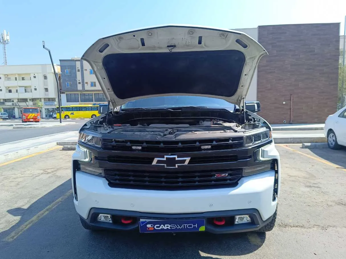 Car image 37