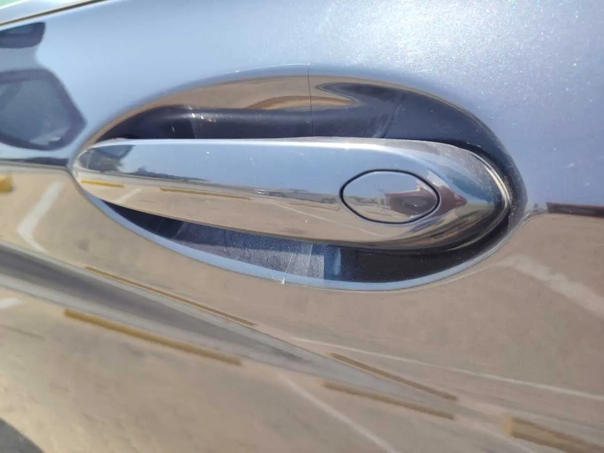 Car image 29