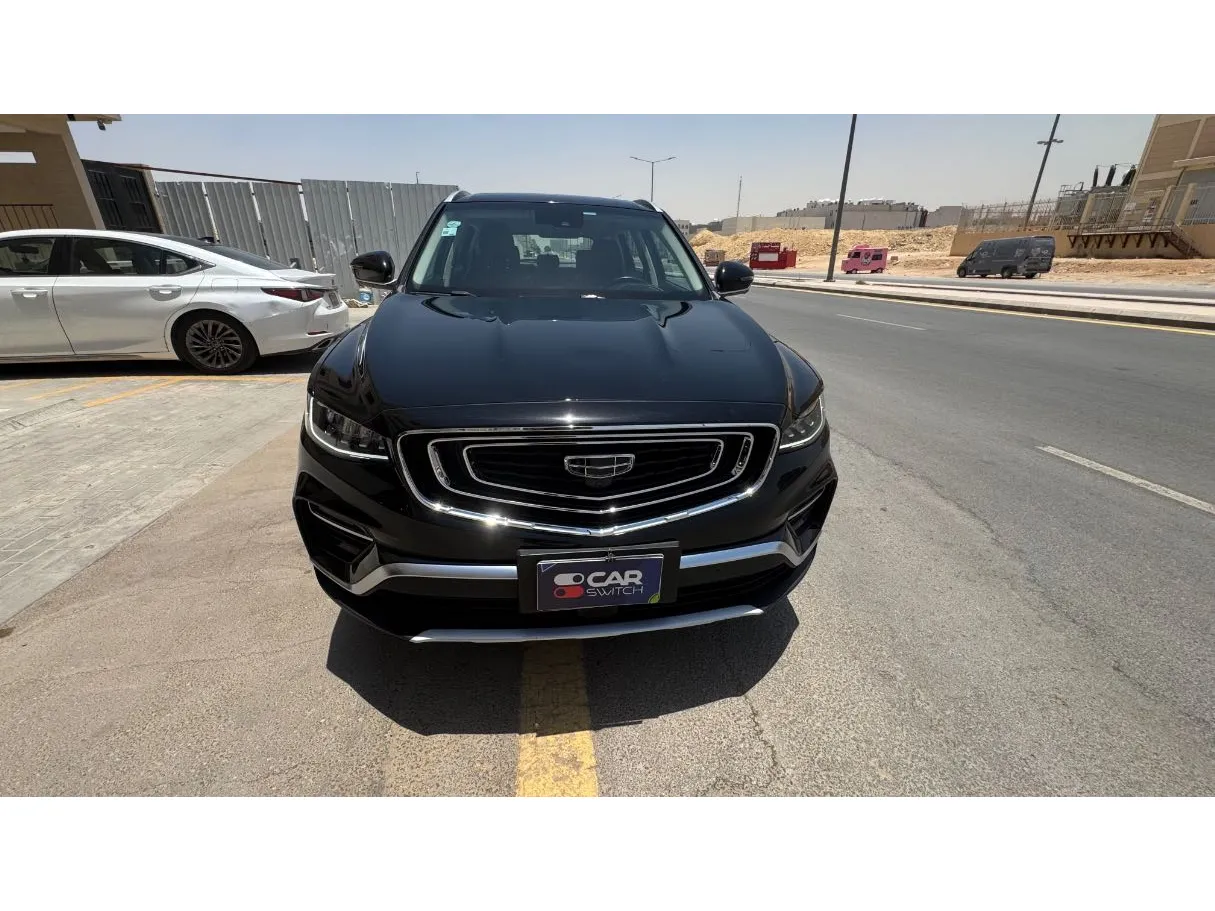 Car image 2