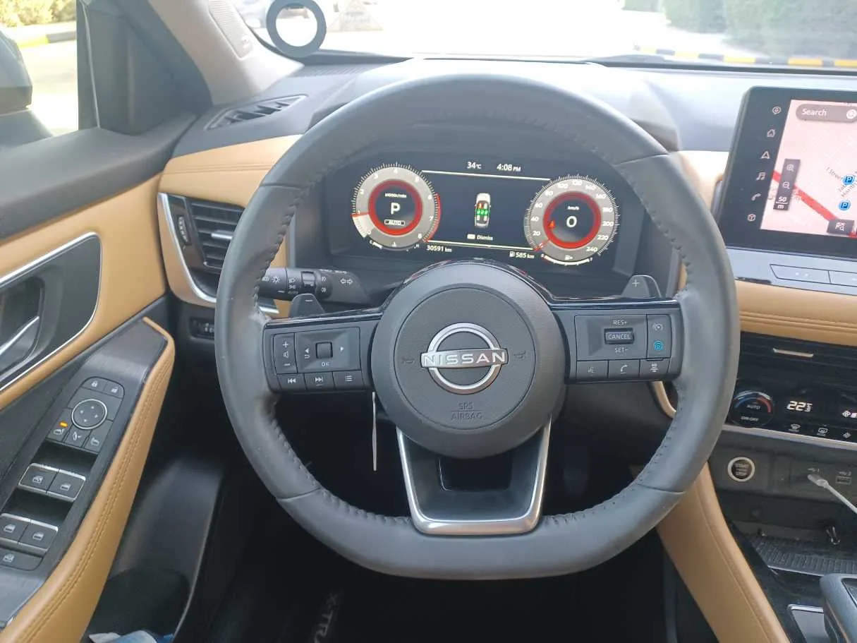 Car image 16