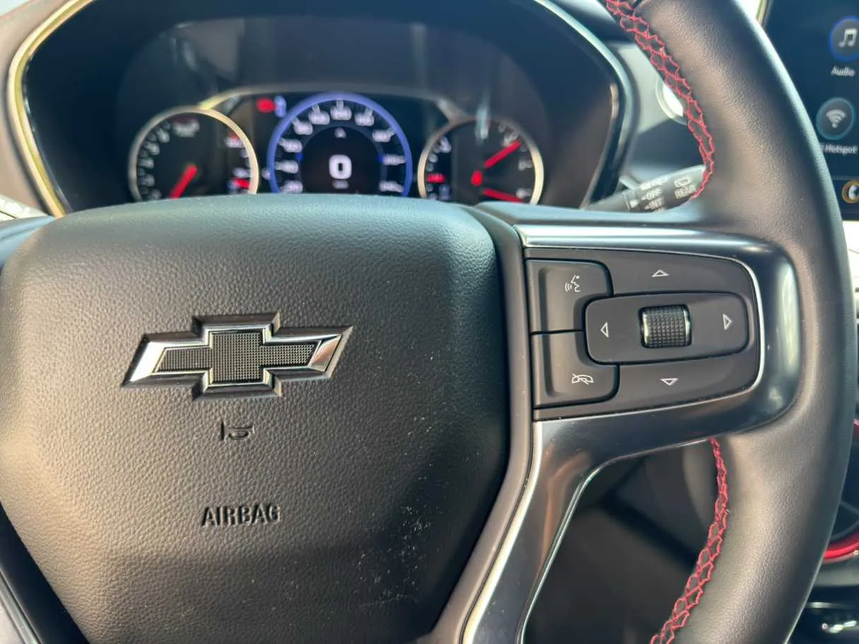 Car image 20