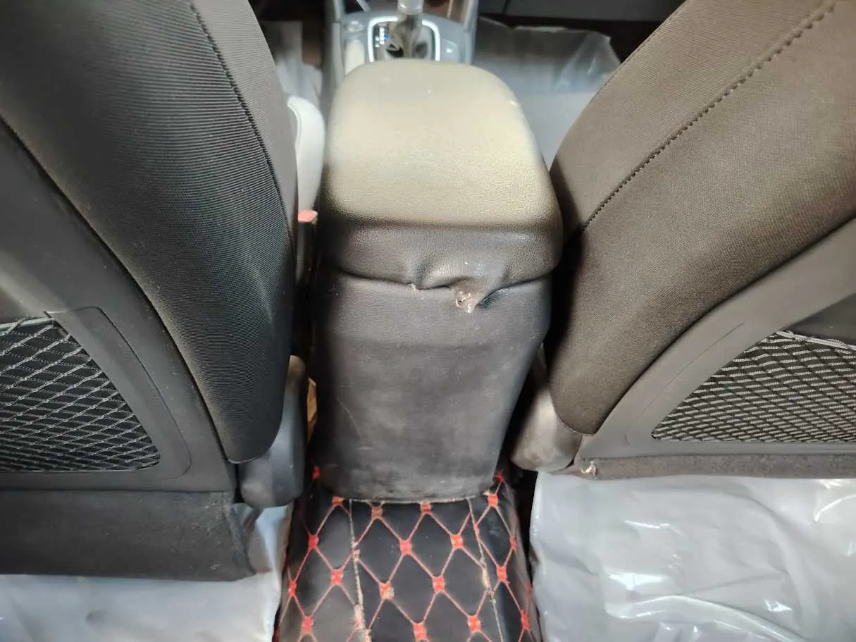 Car image 41