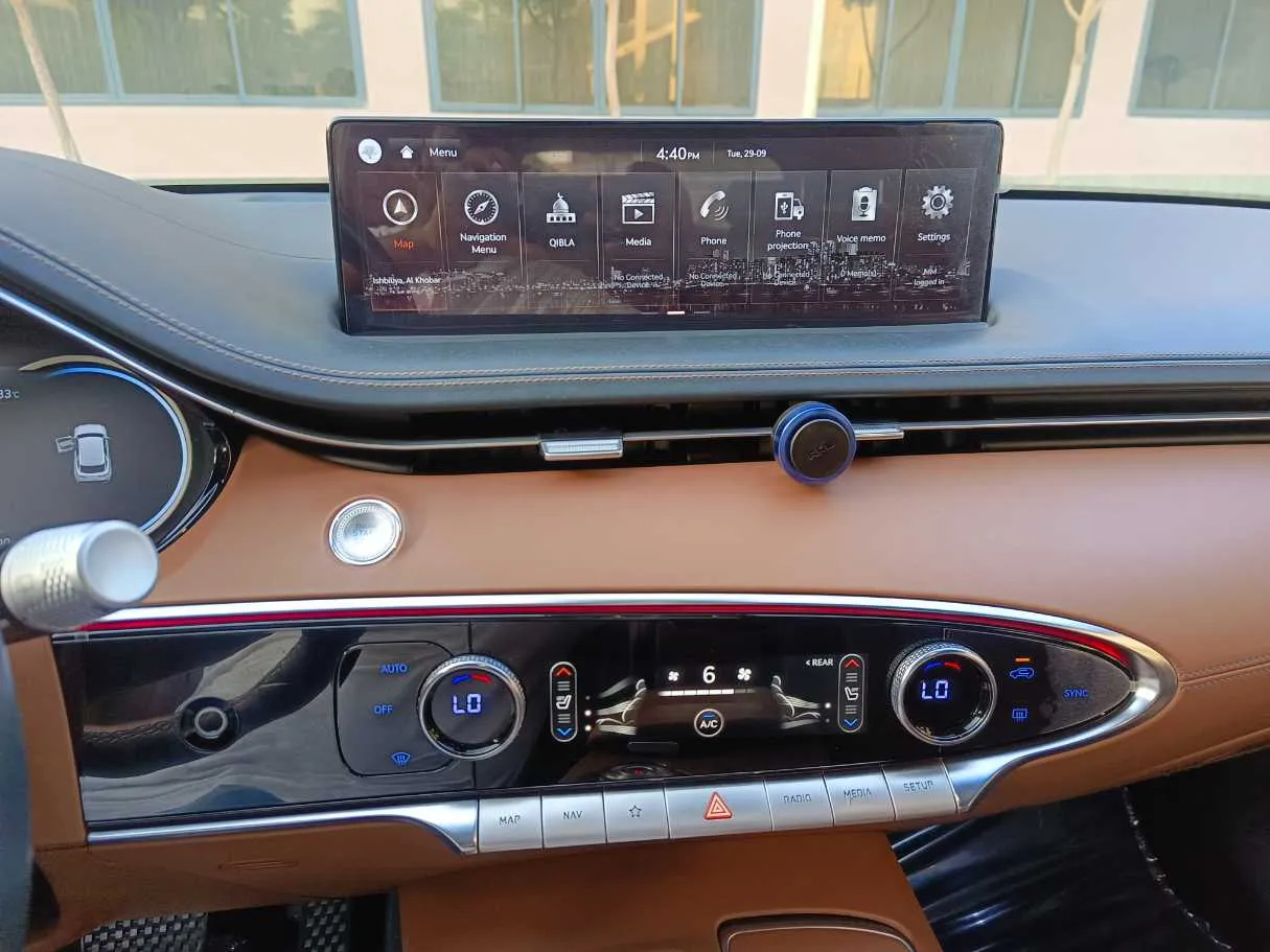 Car image 20