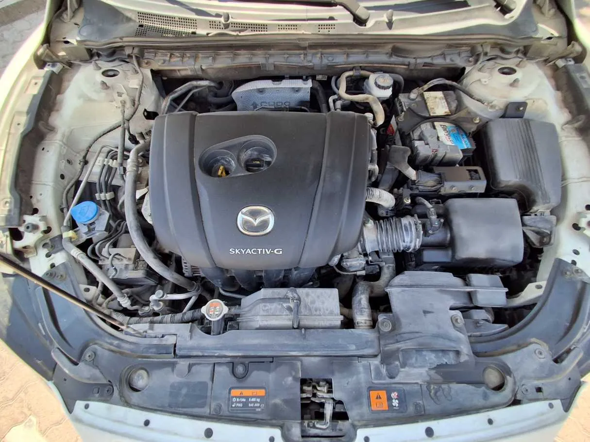 Car image 20