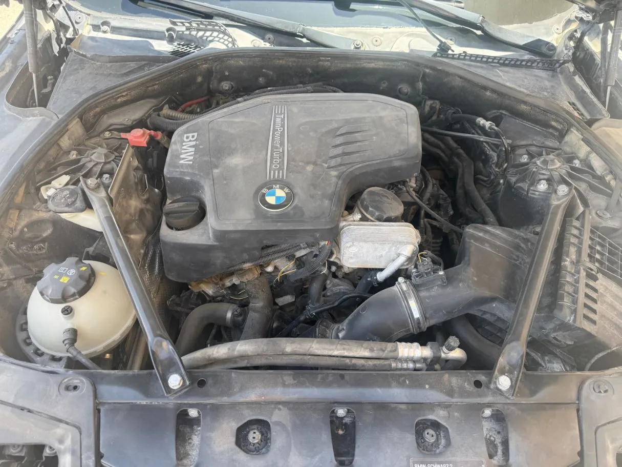 Car image 23