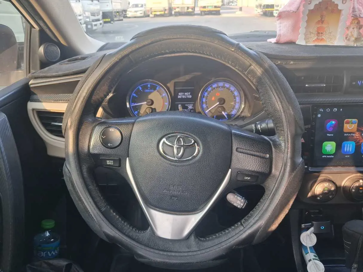 Car image 17