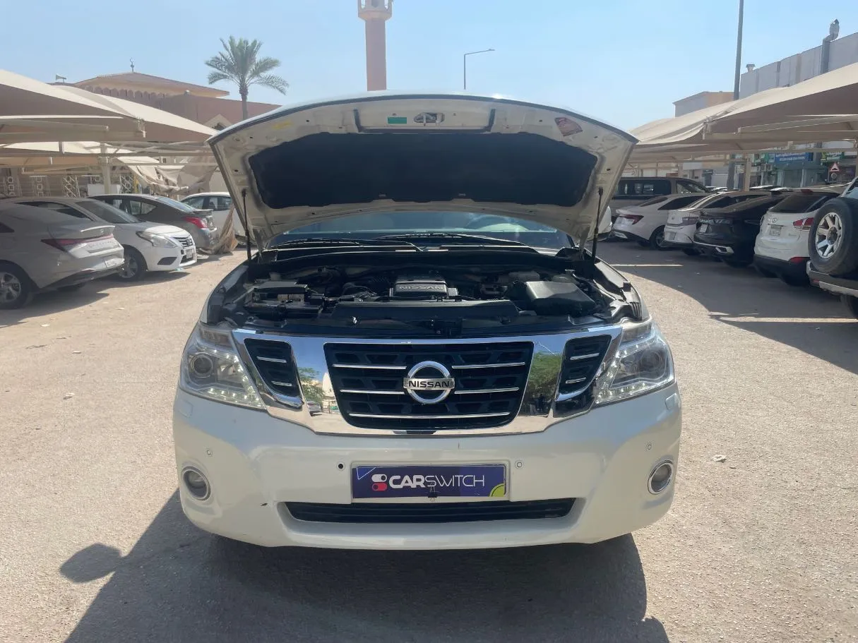 Car image 25