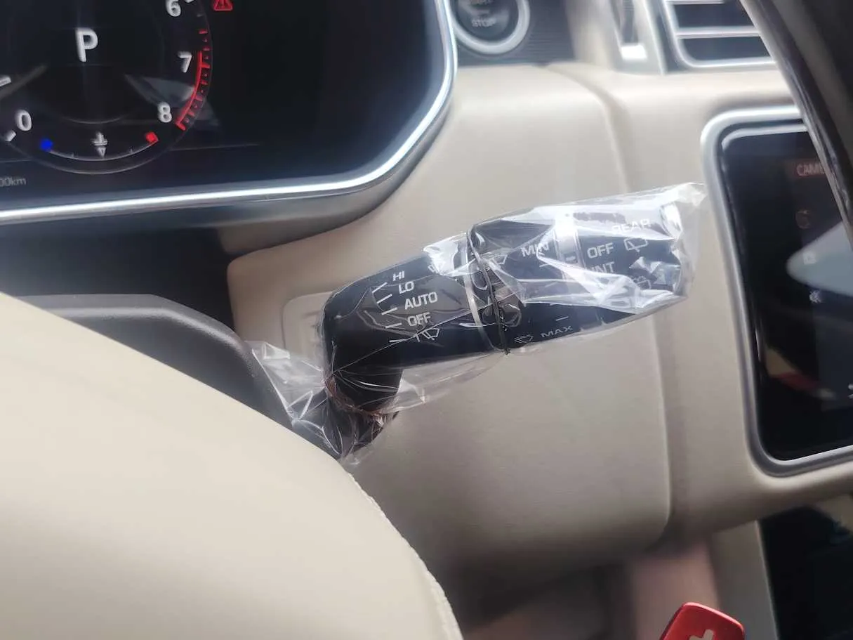Car image 38