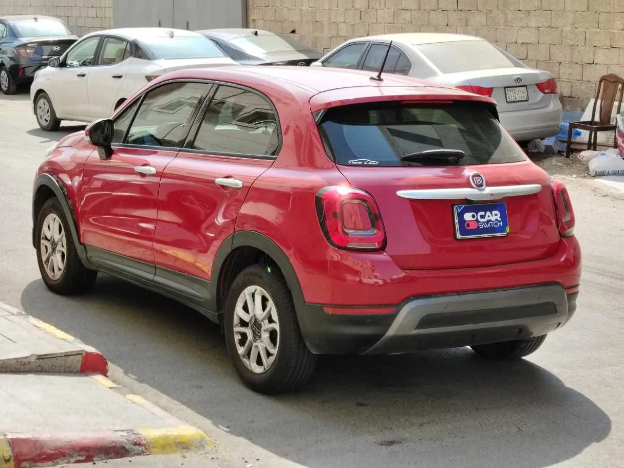 Car image 7