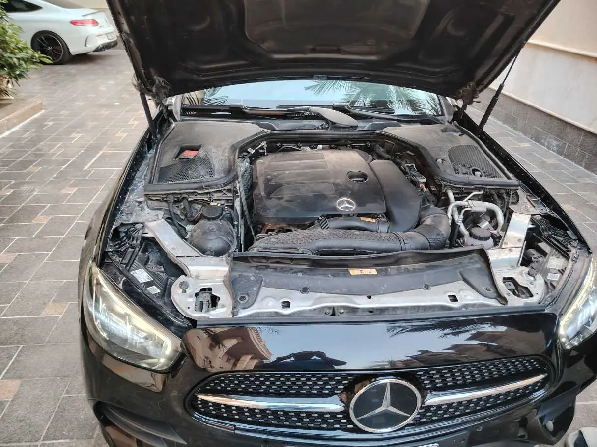 Car image 36