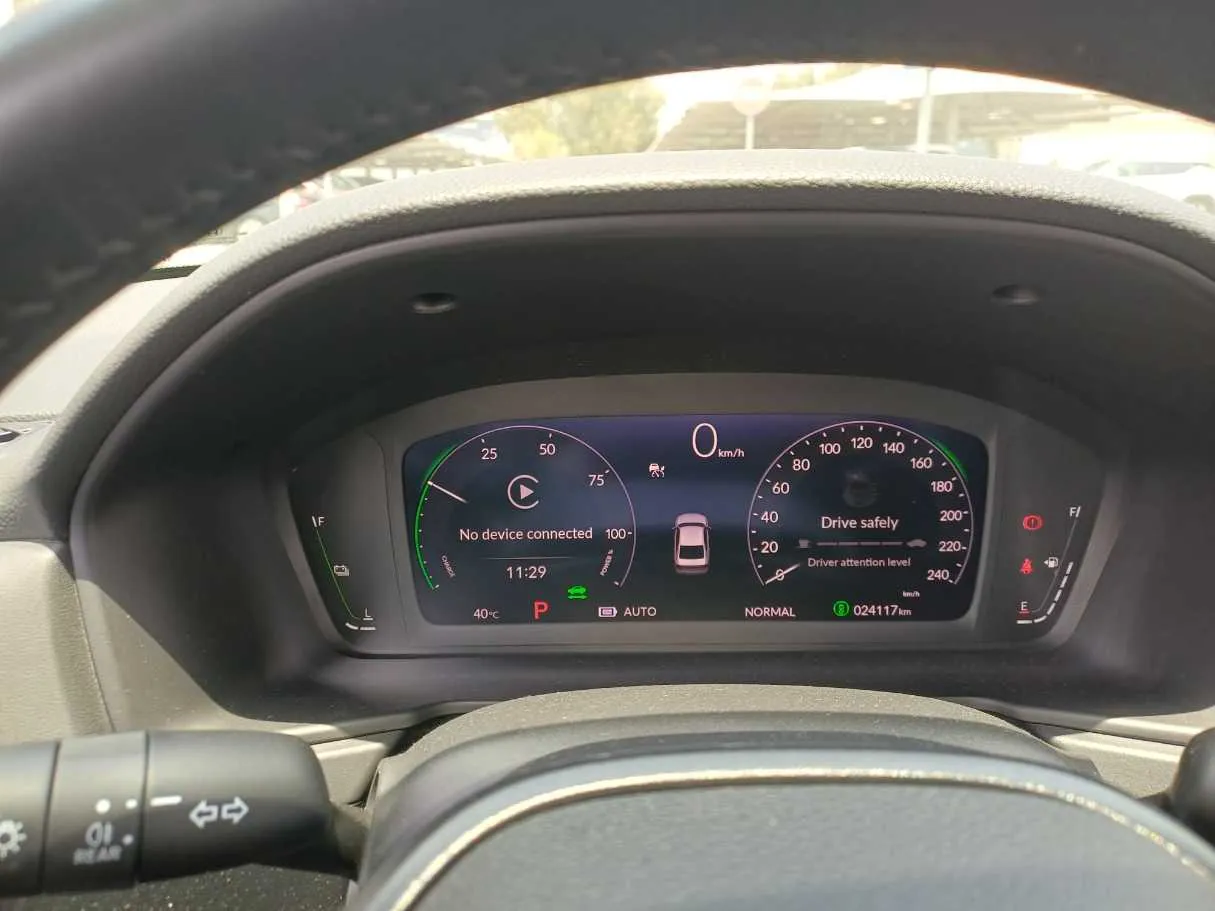 Car image 19