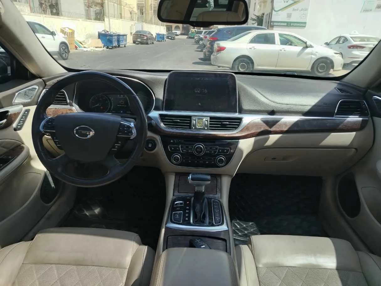 Car image 21