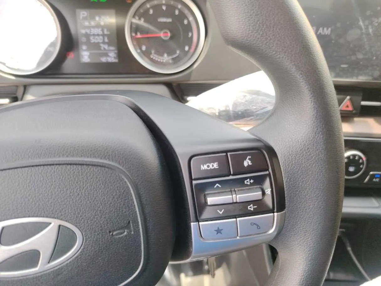 Car image 39