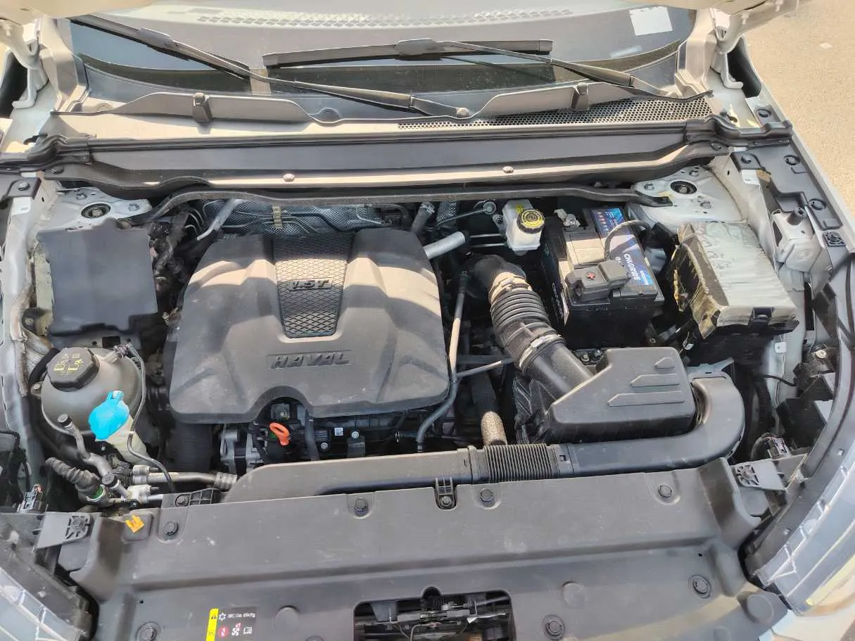 Car image 32