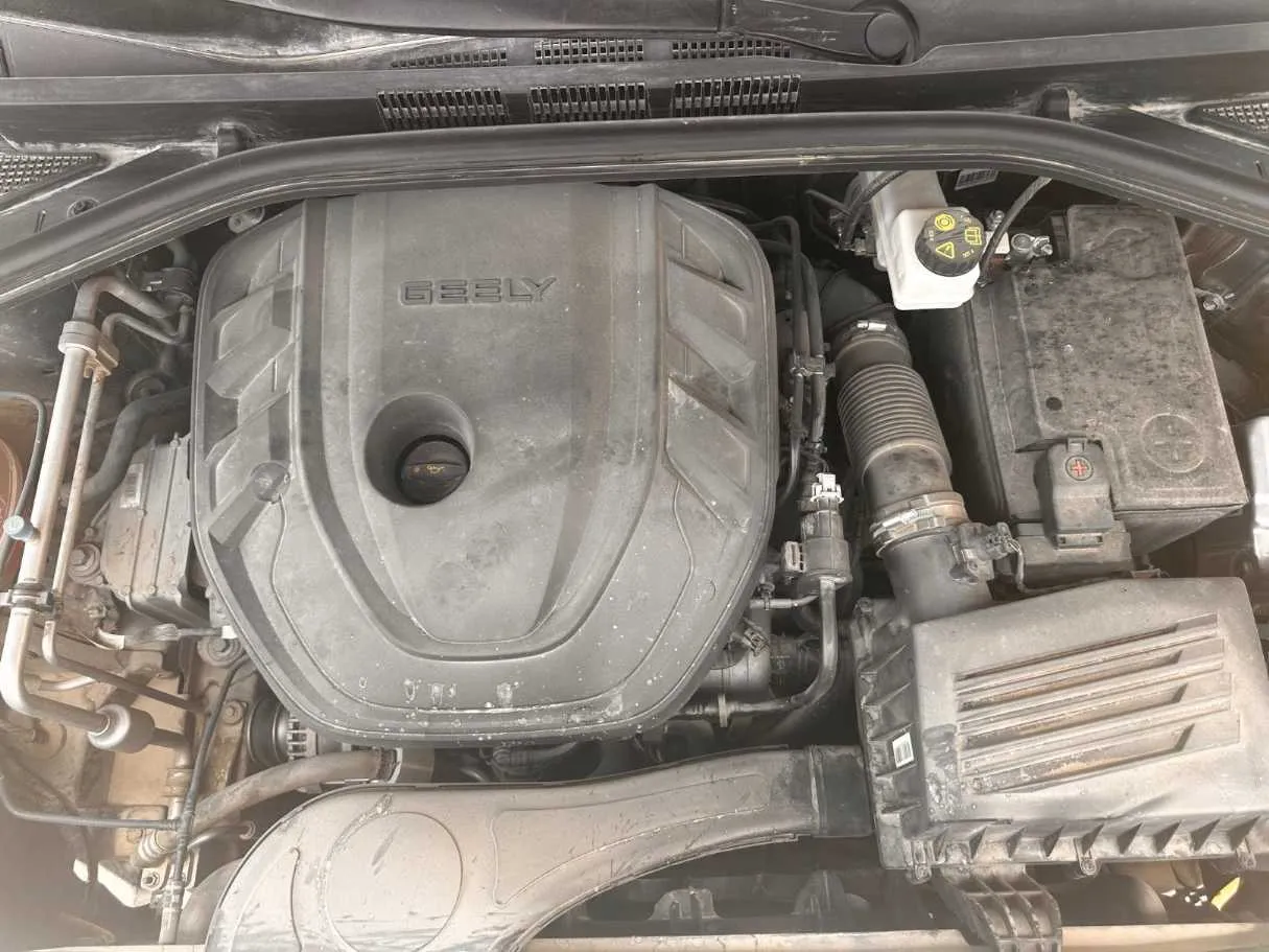 Car image 29