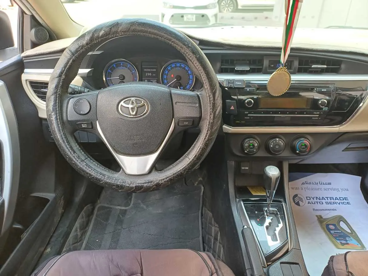 Car image 17