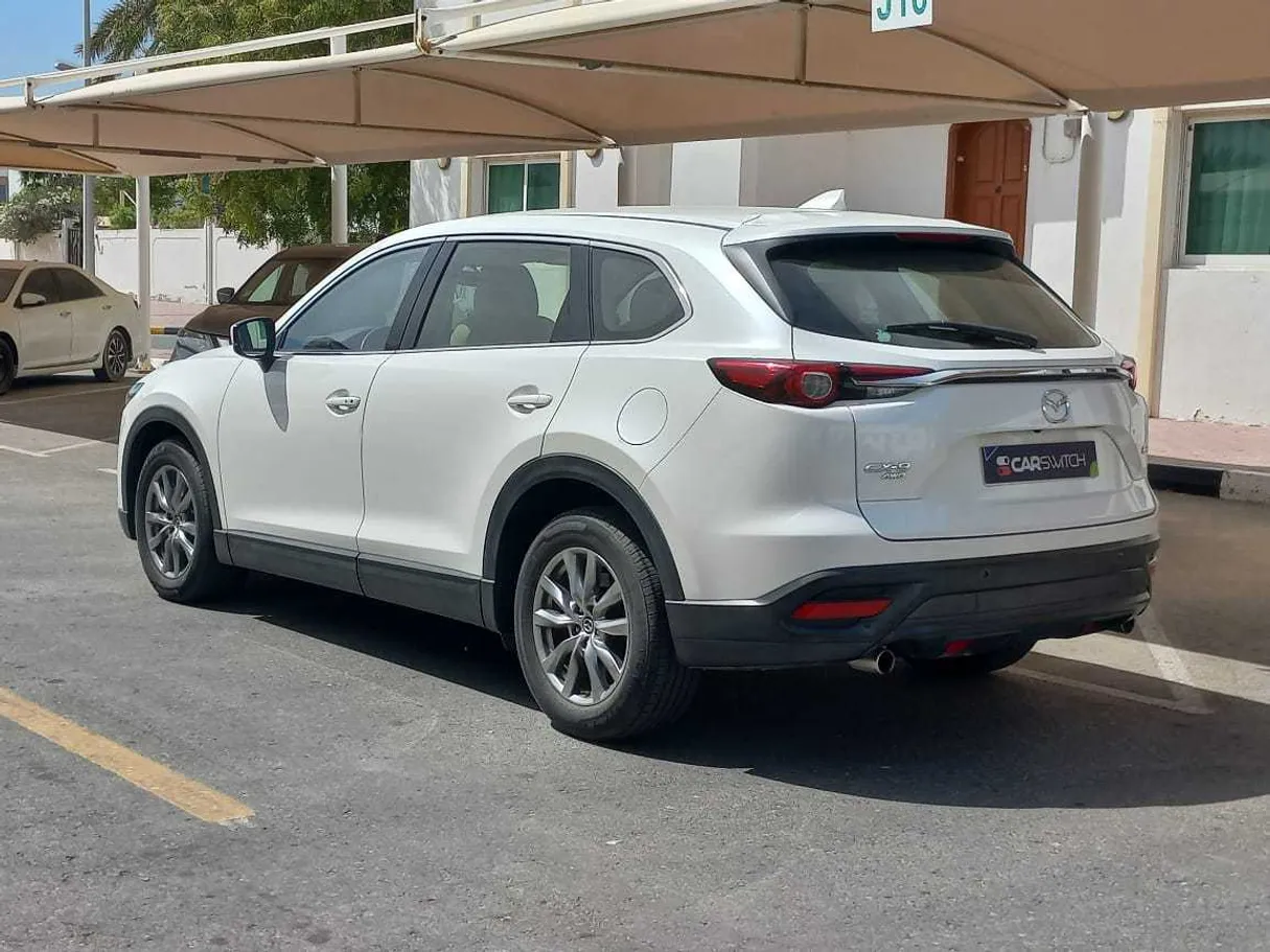 Car image 7