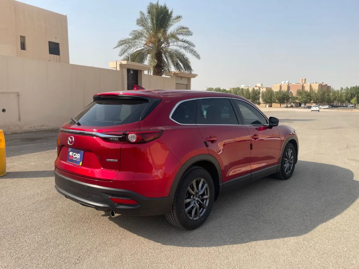 Car image 5