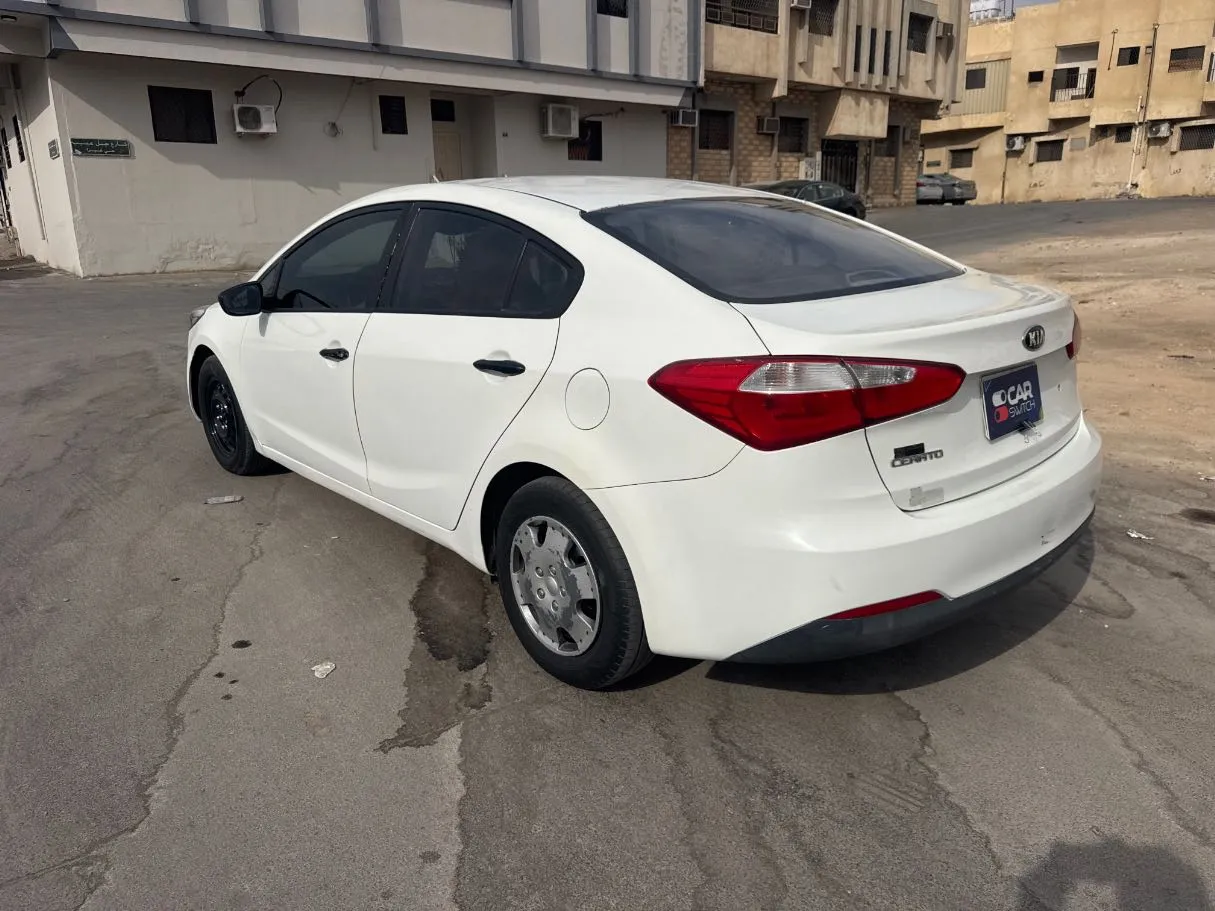 Car image 7