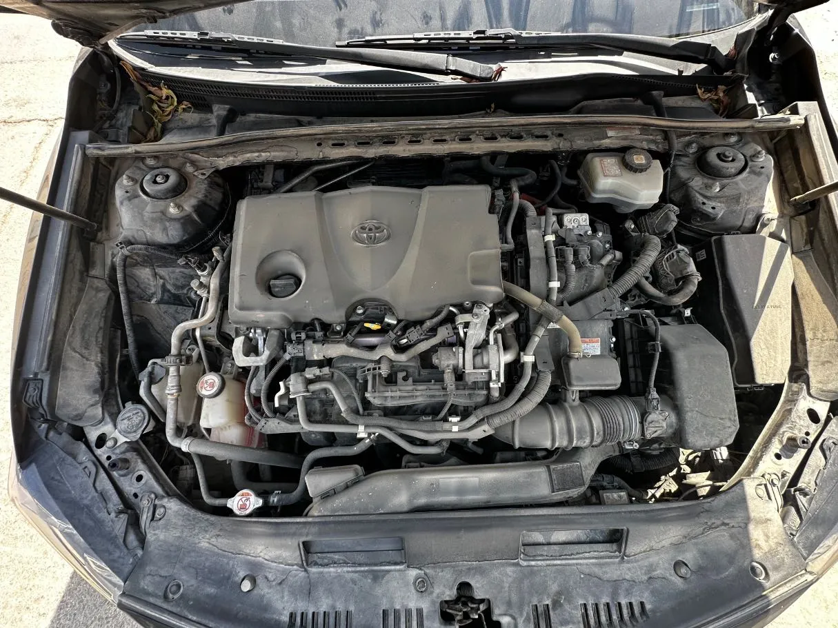 Car image 26