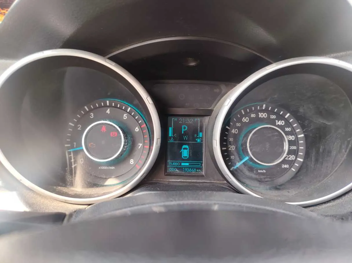 Car image 21