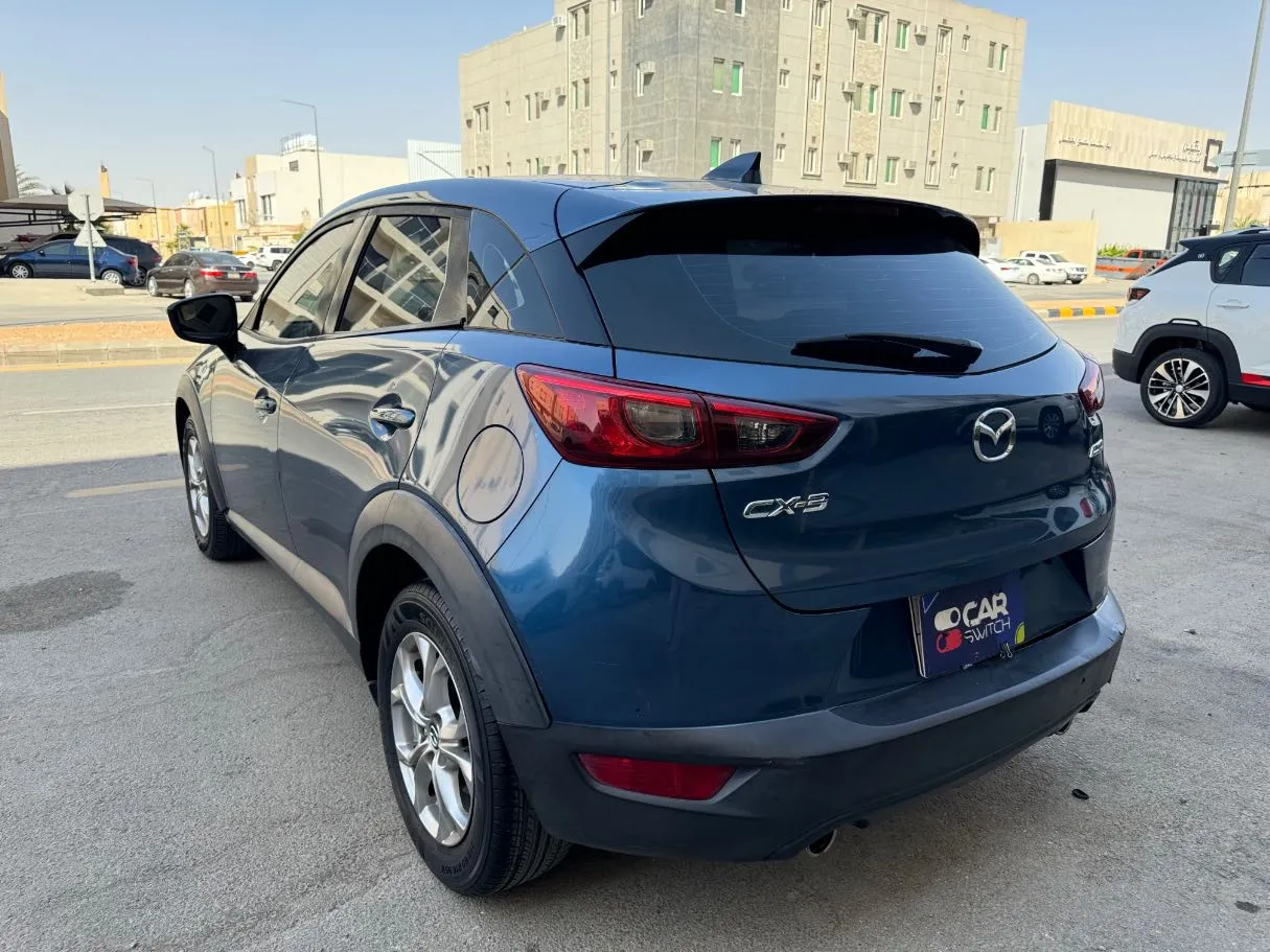 Car image 7