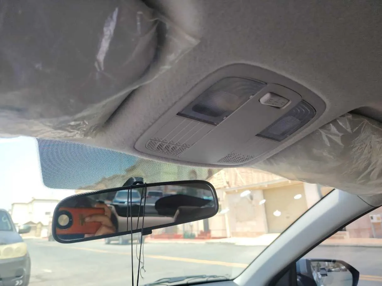 Car image 29