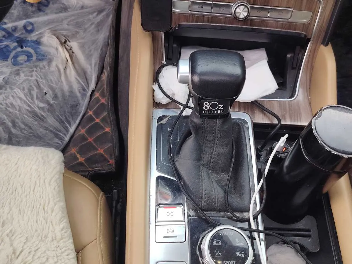 Car image 20