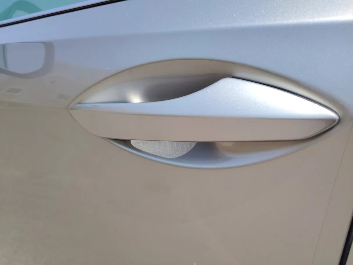 Car image 33