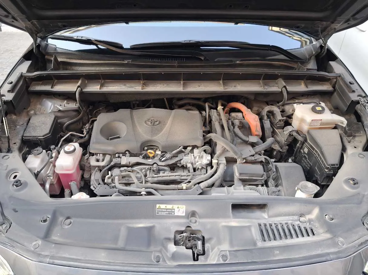Car image 20