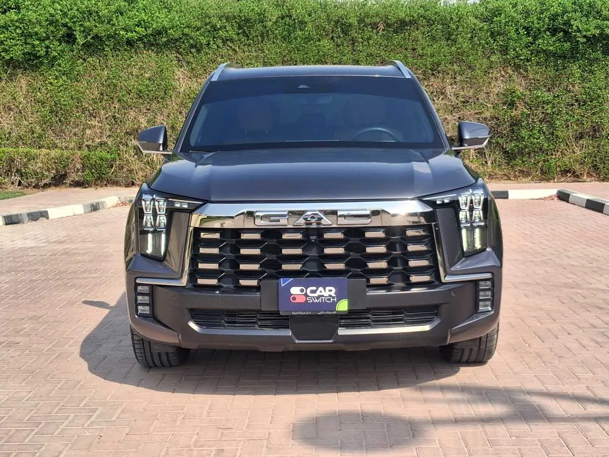 Car image 2